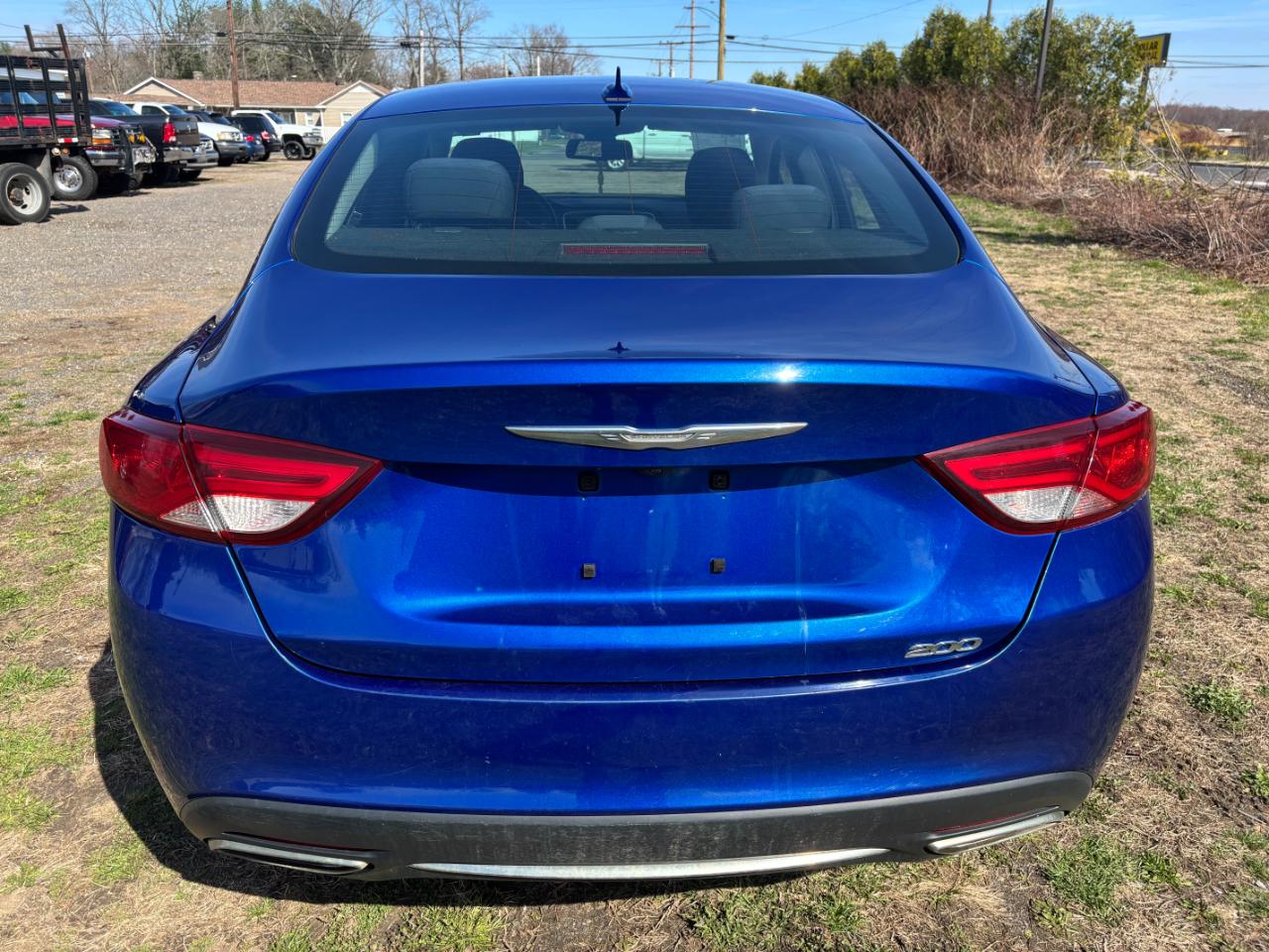 Chrysler 200 4dr Sdn Limited FWD 2016
