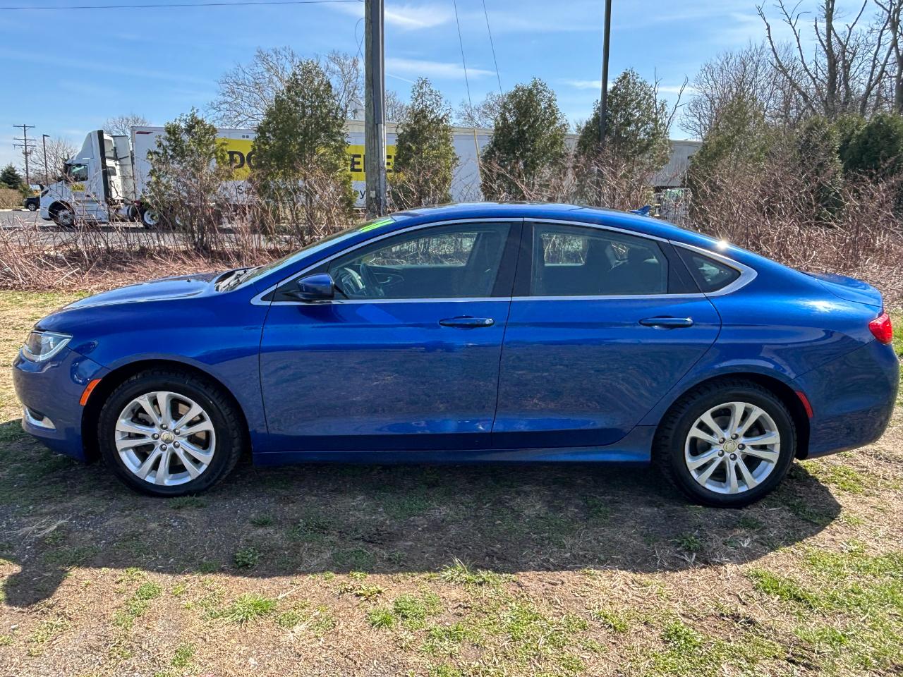 Chrysler 200 4dr Sdn Limited FWD 2016