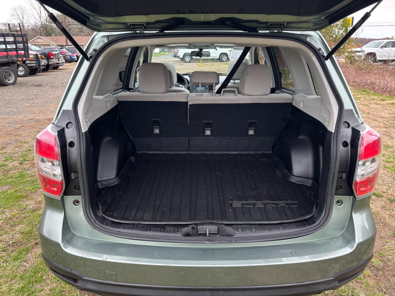 Subaru Forester 4dr Auto 2.5i Premium PZEV 2014