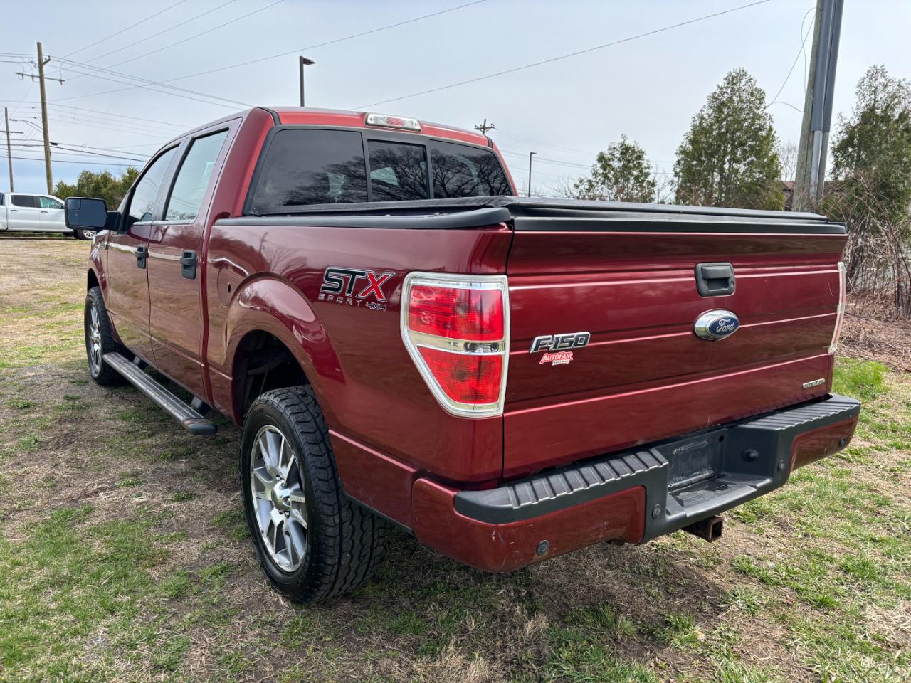 Ford F-150 4WD SuperCrew 145" STX 2014