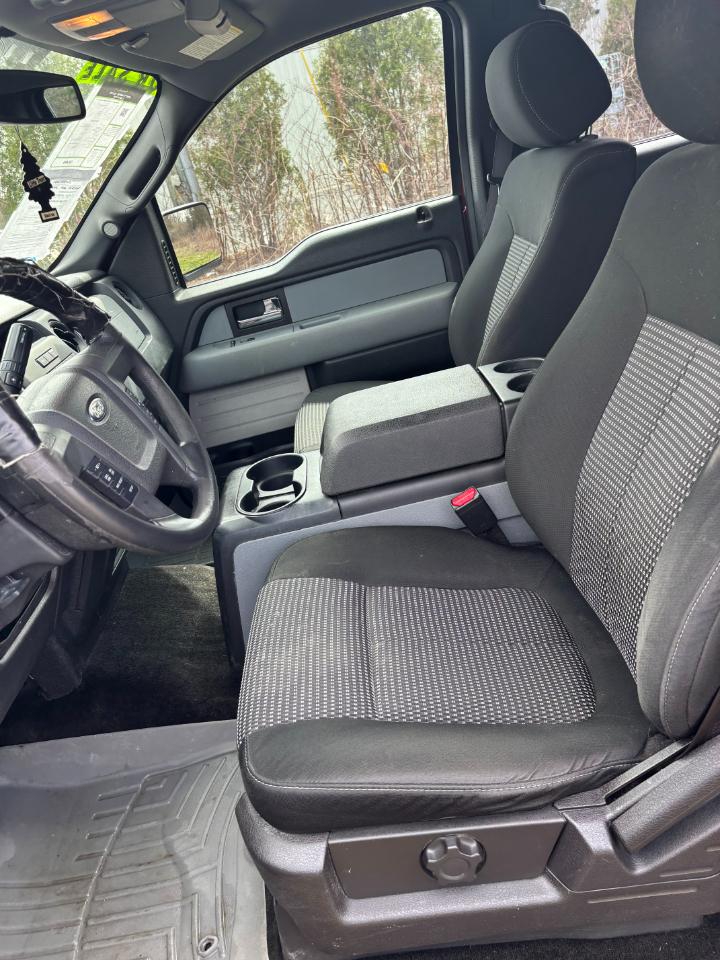 Ford F-150 4WD SuperCrew 145" STX 2014