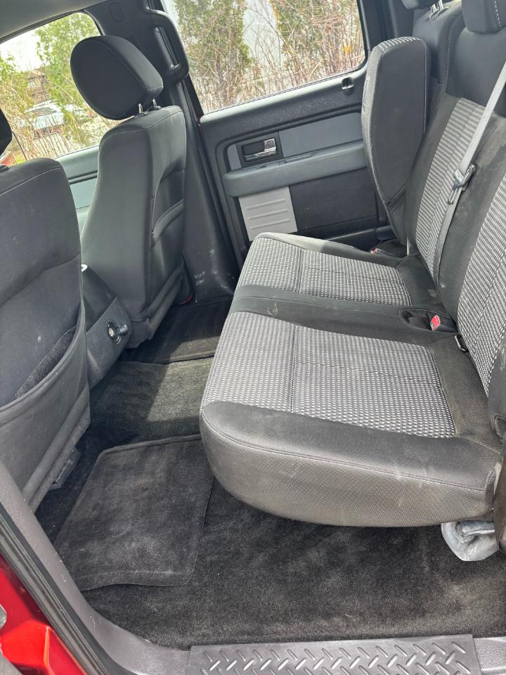 Ford F-150 4WD SuperCrew 145" STX 2014