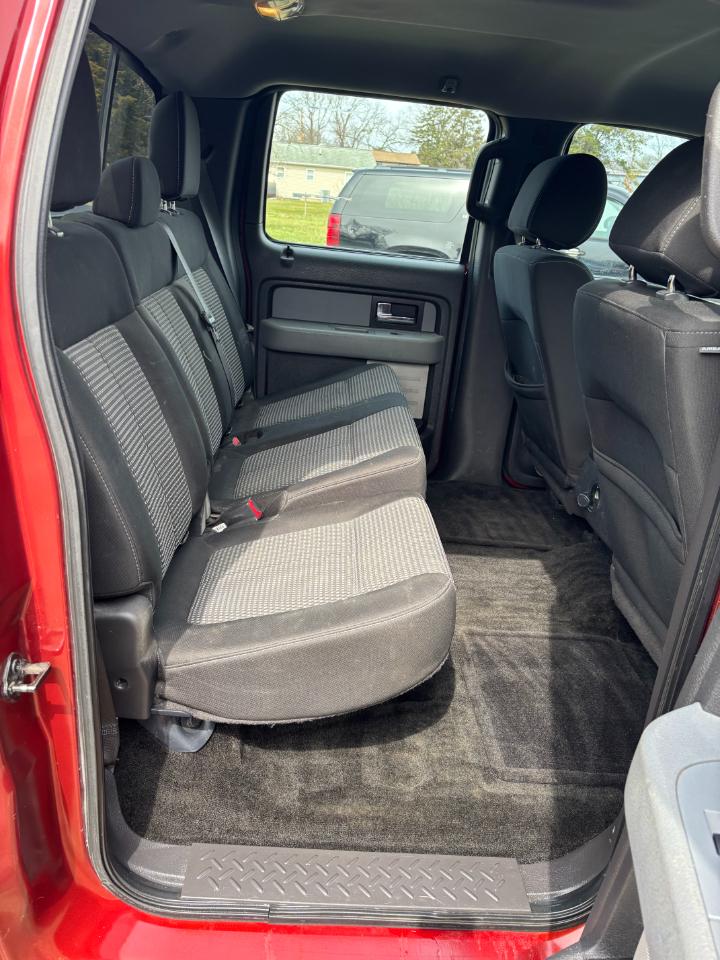 Ford F-150 4WD SuperCrew 145" STX 2014