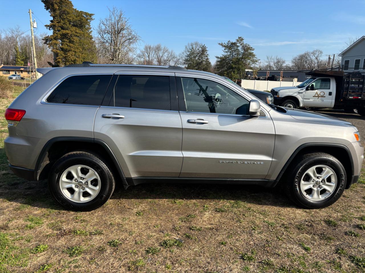 Jeep Grand Cherokee 4WD 4dr Laredo 2015