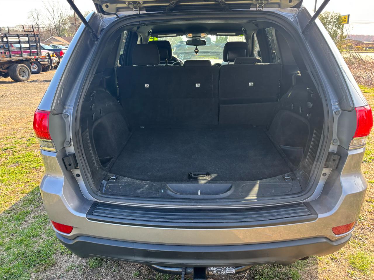 Jeep Grand Cherokee 4WD 4dr Laredo 2015