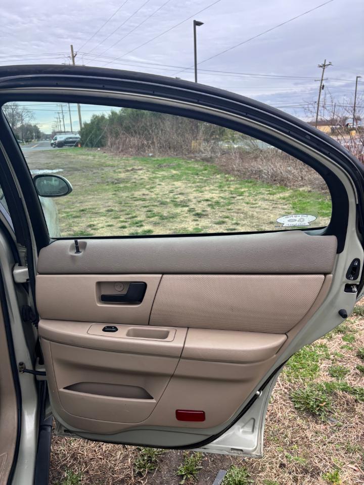 Mercury Sable 4dr Sdn LS 2005