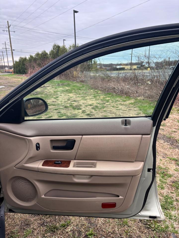 Mercury Sable 4dr Sdn LS 2005