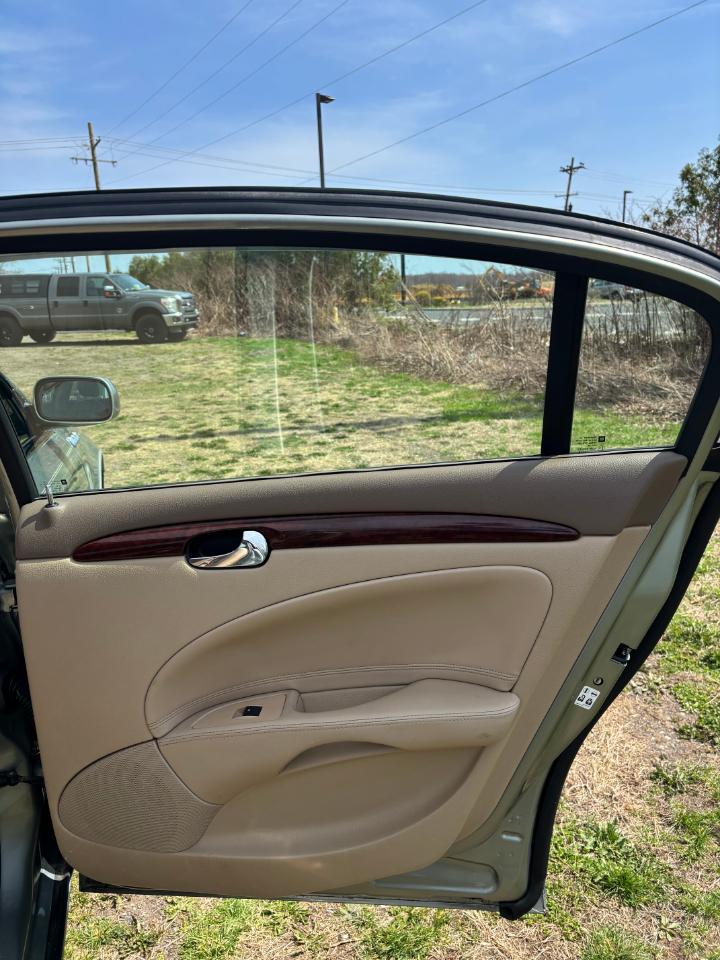 Buick Lucerne 4dr Sdn CXL V6 2006