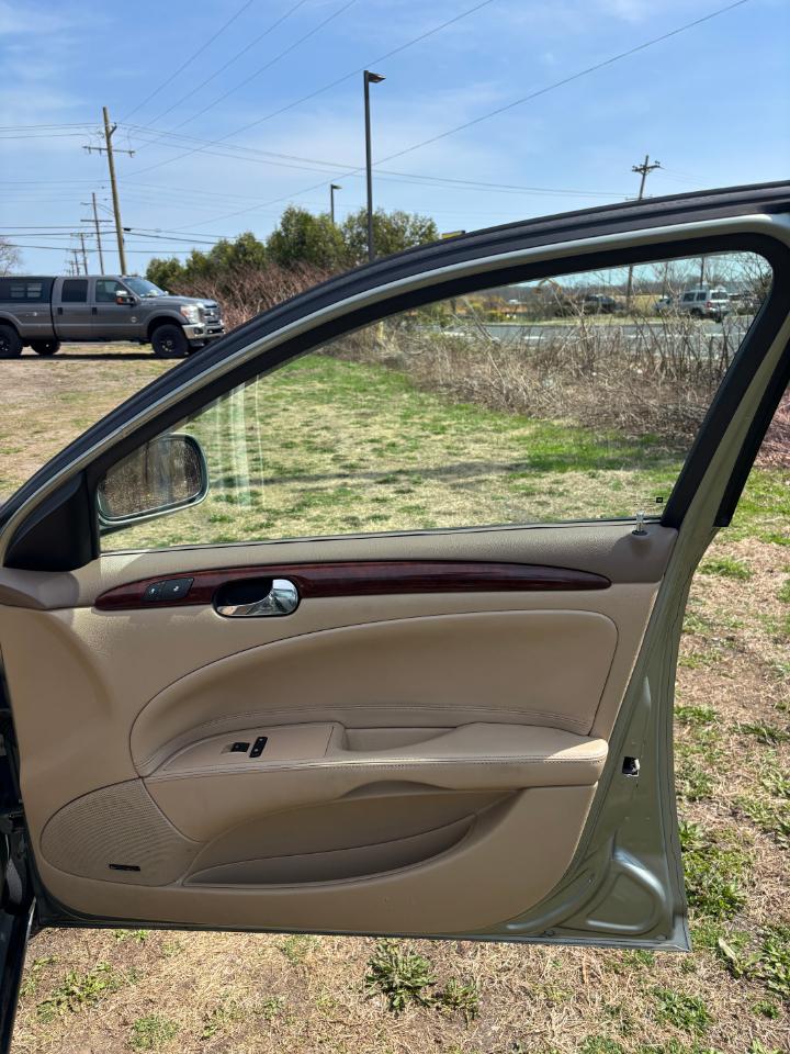 Buick Lucerne 4dr Sdn CXL V6 2006