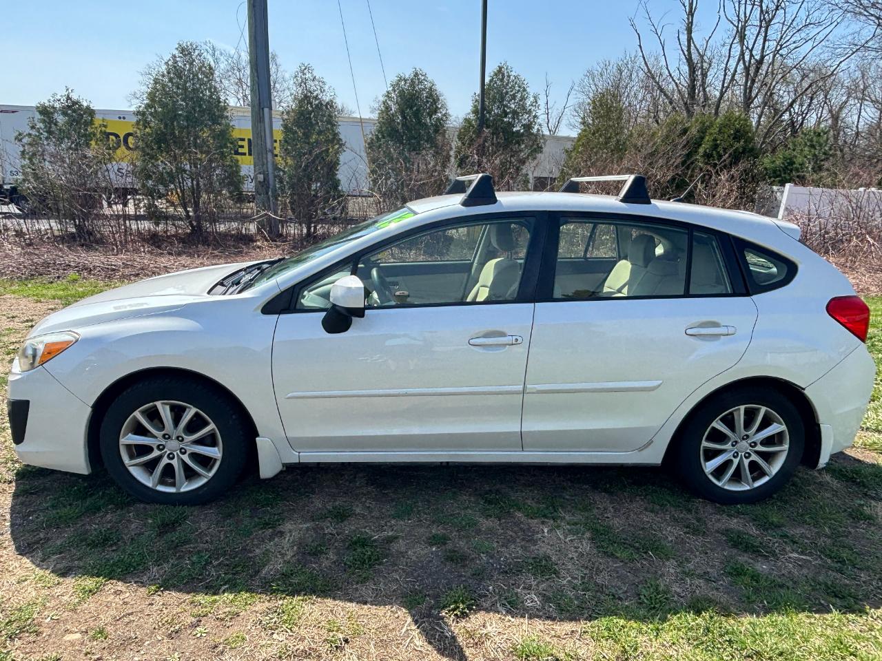 Subaru Impreza Wagon 5dr Auto 2.0i Premium 2013
