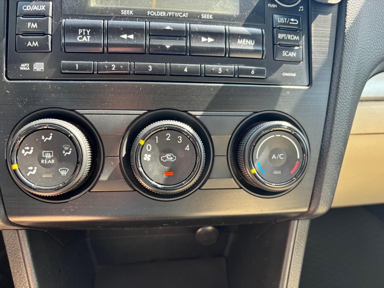 Subaru Impreza Wagon 5dr Auto 2.0i Premium 2013