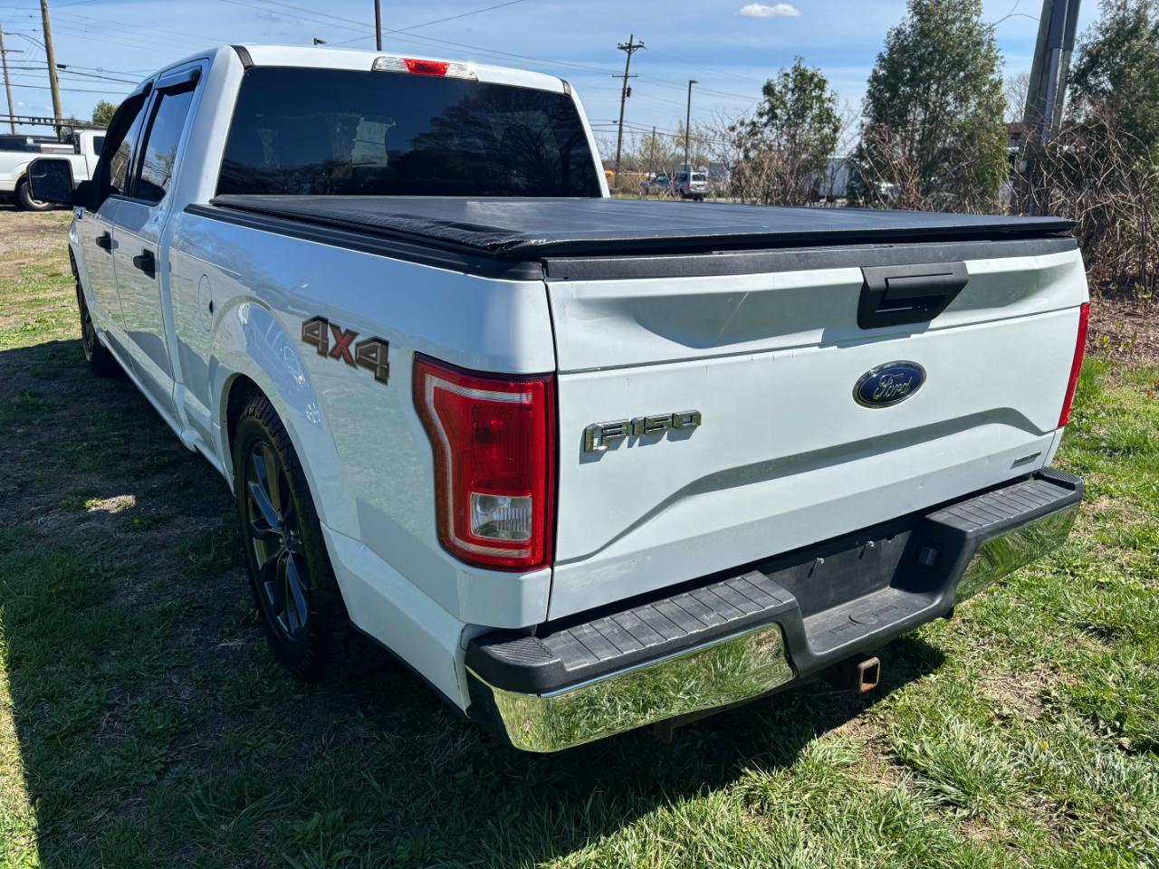 Ford F-150 XLT SuperCrew 6.5-ft. Bed 4WD 2015