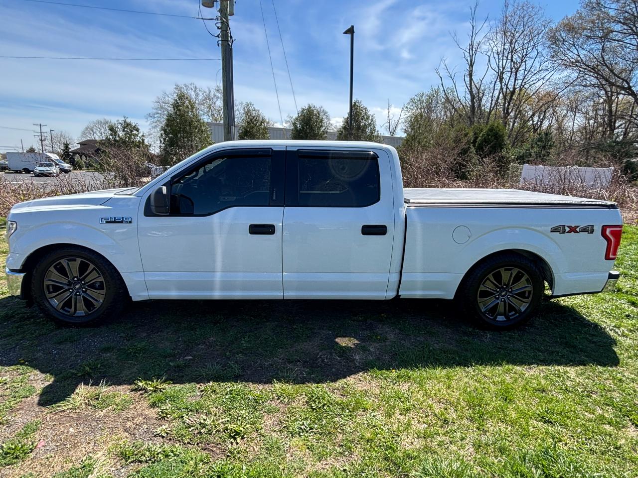Ford F-150 XLT SuperCrew 6.5-ft. Bed 4WD 2015