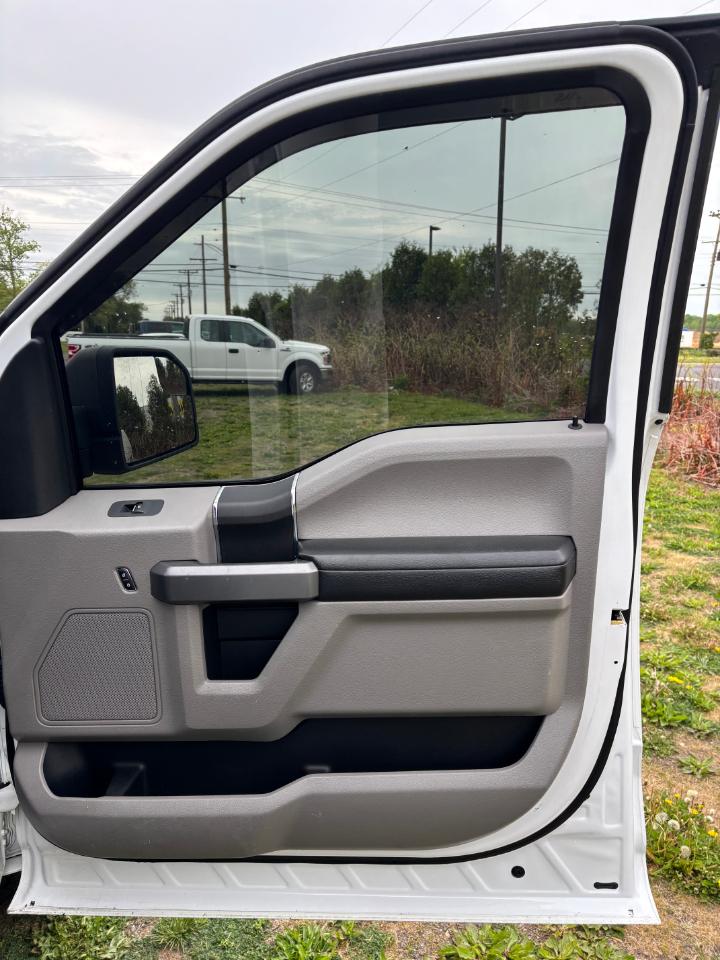 Ford F-150 XLT SuperCrew 6.5-ft. Bed 4WD 2015