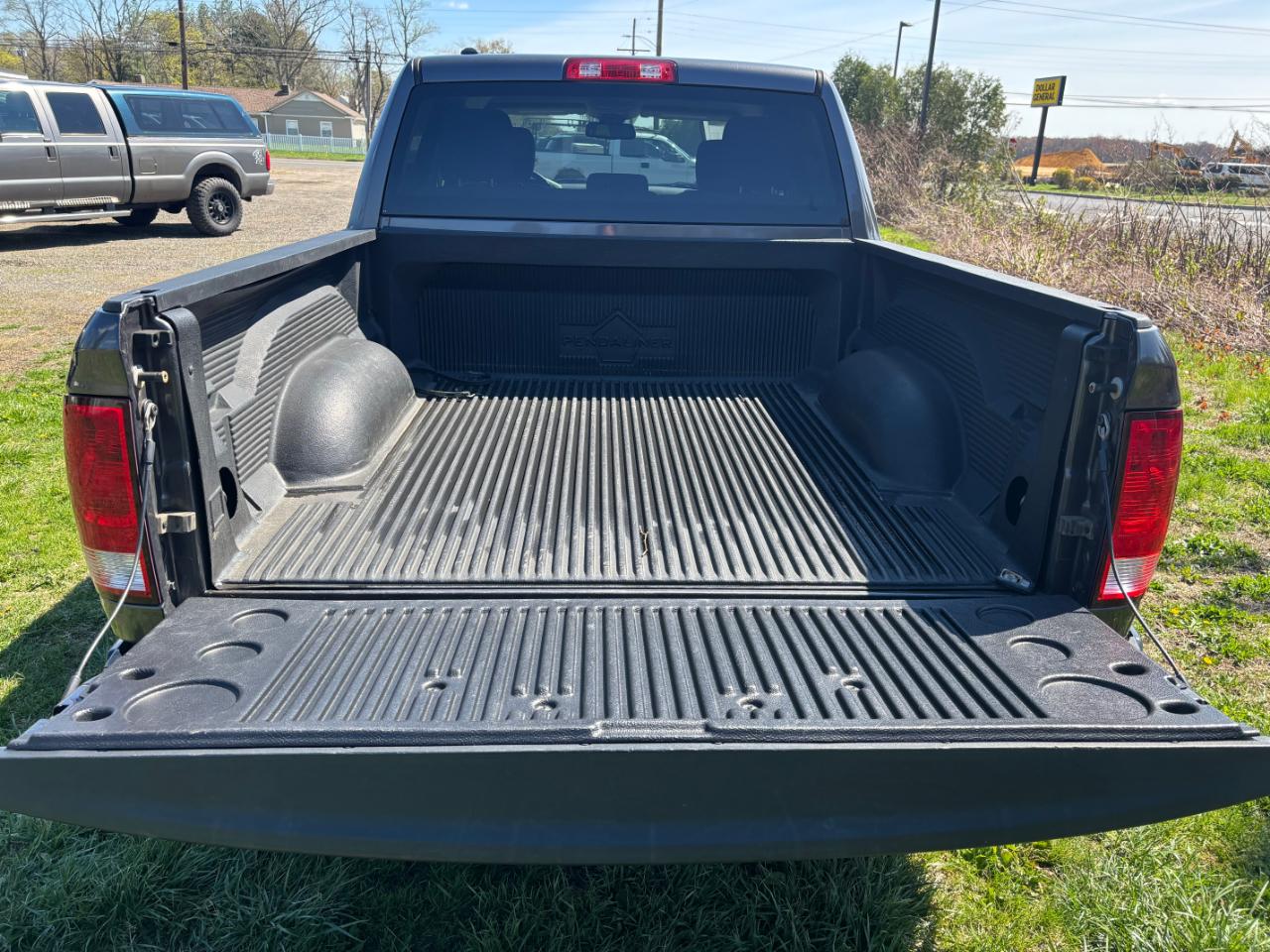 RAM 1500 Tradesman Crew Cab 2016