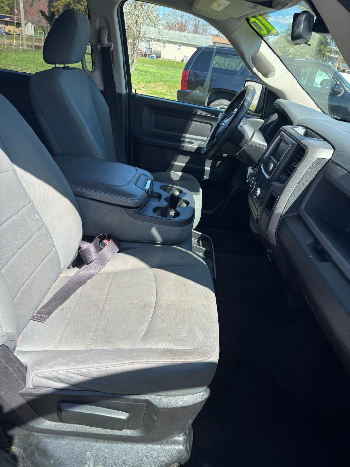 RAM 1500 Tradesman Crew Cab 2016