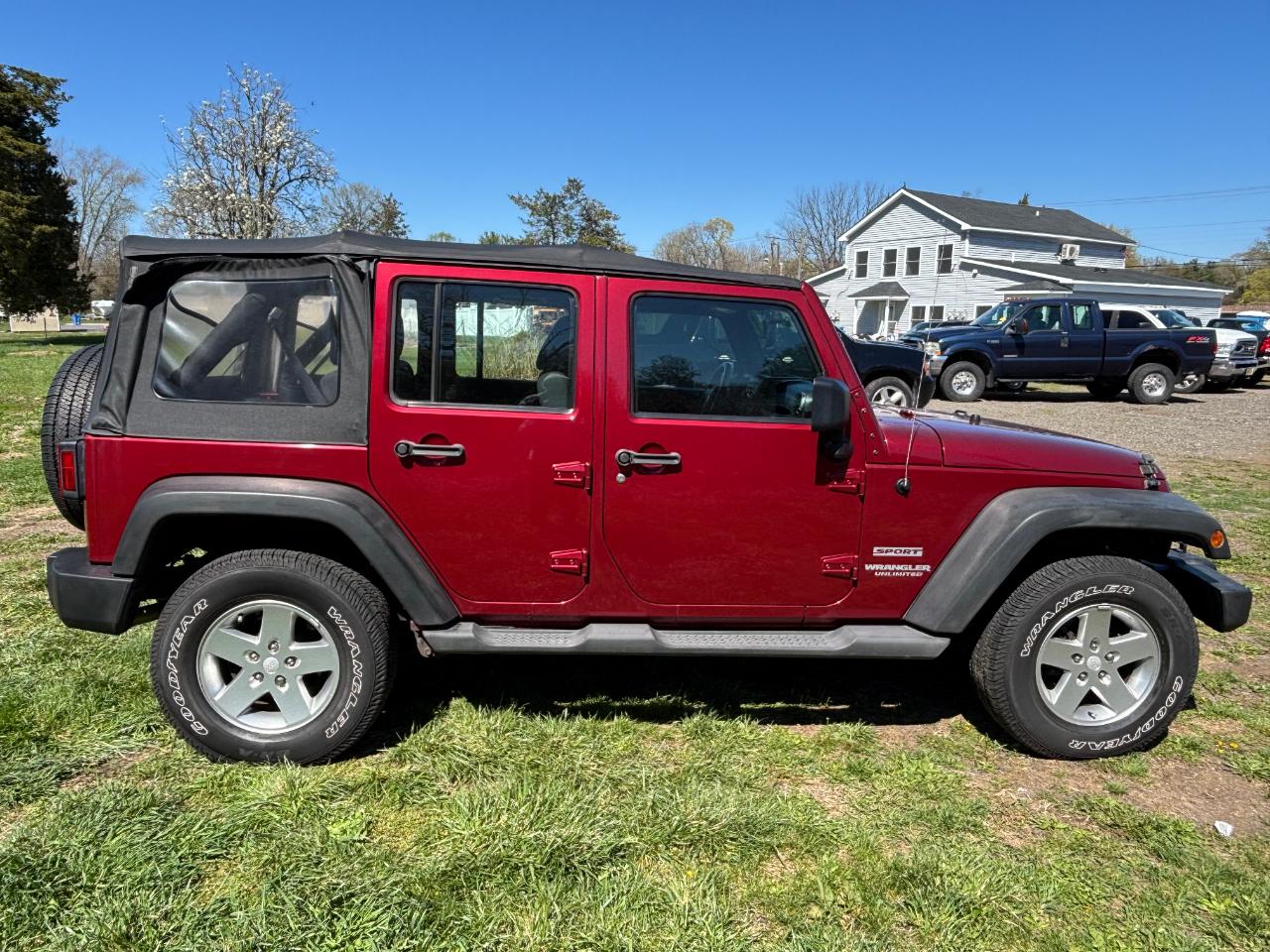 Jeep Wrangler Unlimited 4WD 4dr Sport 2012