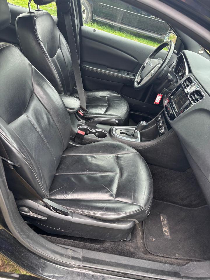 Chrysler 200 Limited 2014