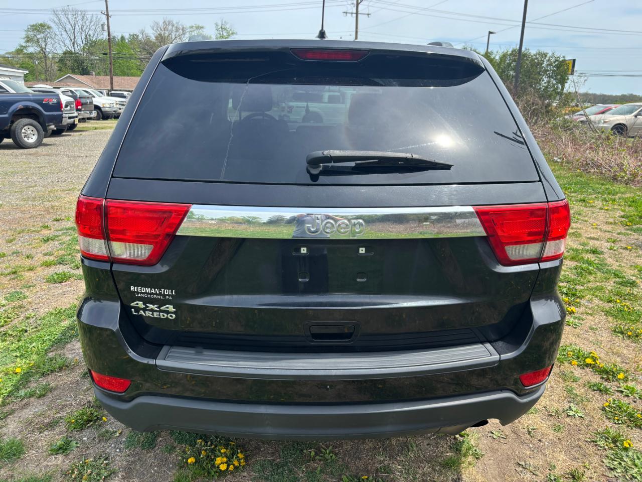 Jeep Grand Cherokee 4WD 4dr Laredo 2011