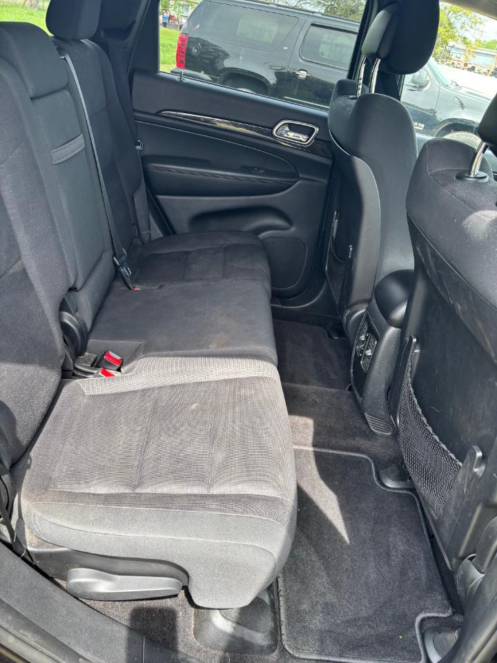 Jeep Grand Cherokee 4WD 4dr Laredo 2011