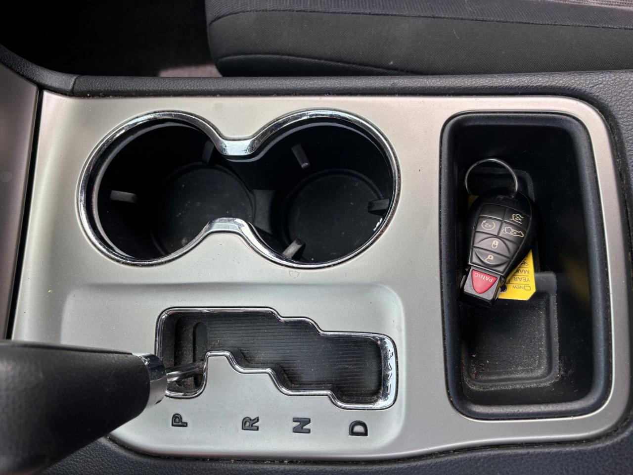 Jeep Grand Cherokee 4WD 4dr Laredo 2011