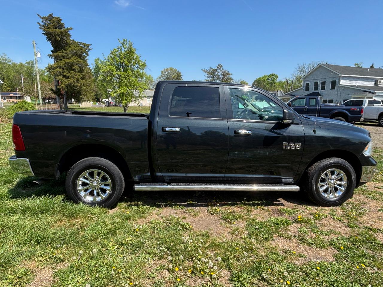RAM 1500 Big Horn Crew Cab 4WD 2016