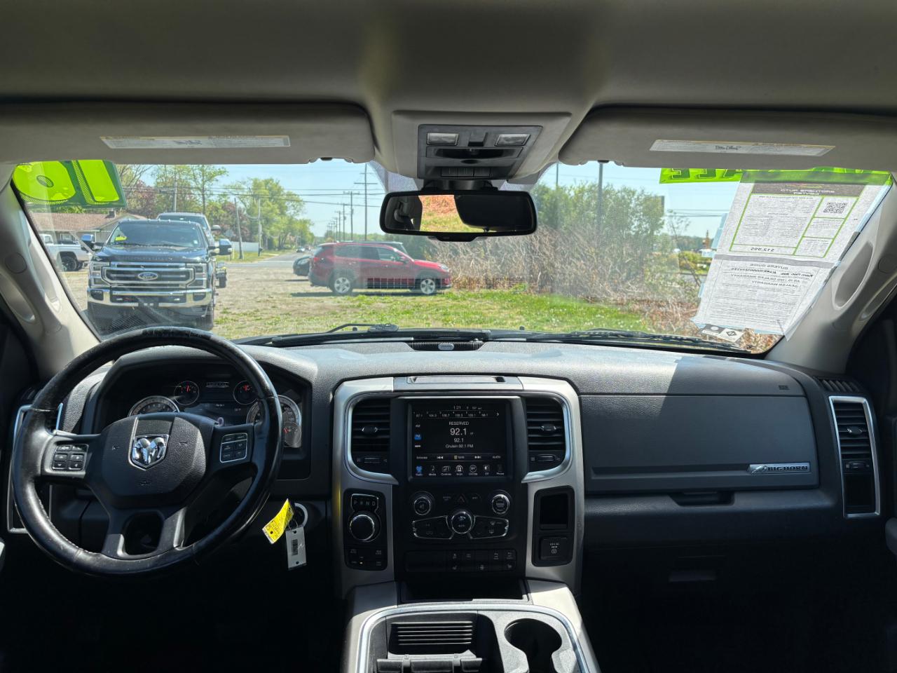 RAM 1500 Big Horn Crew Cab 4WD 2016