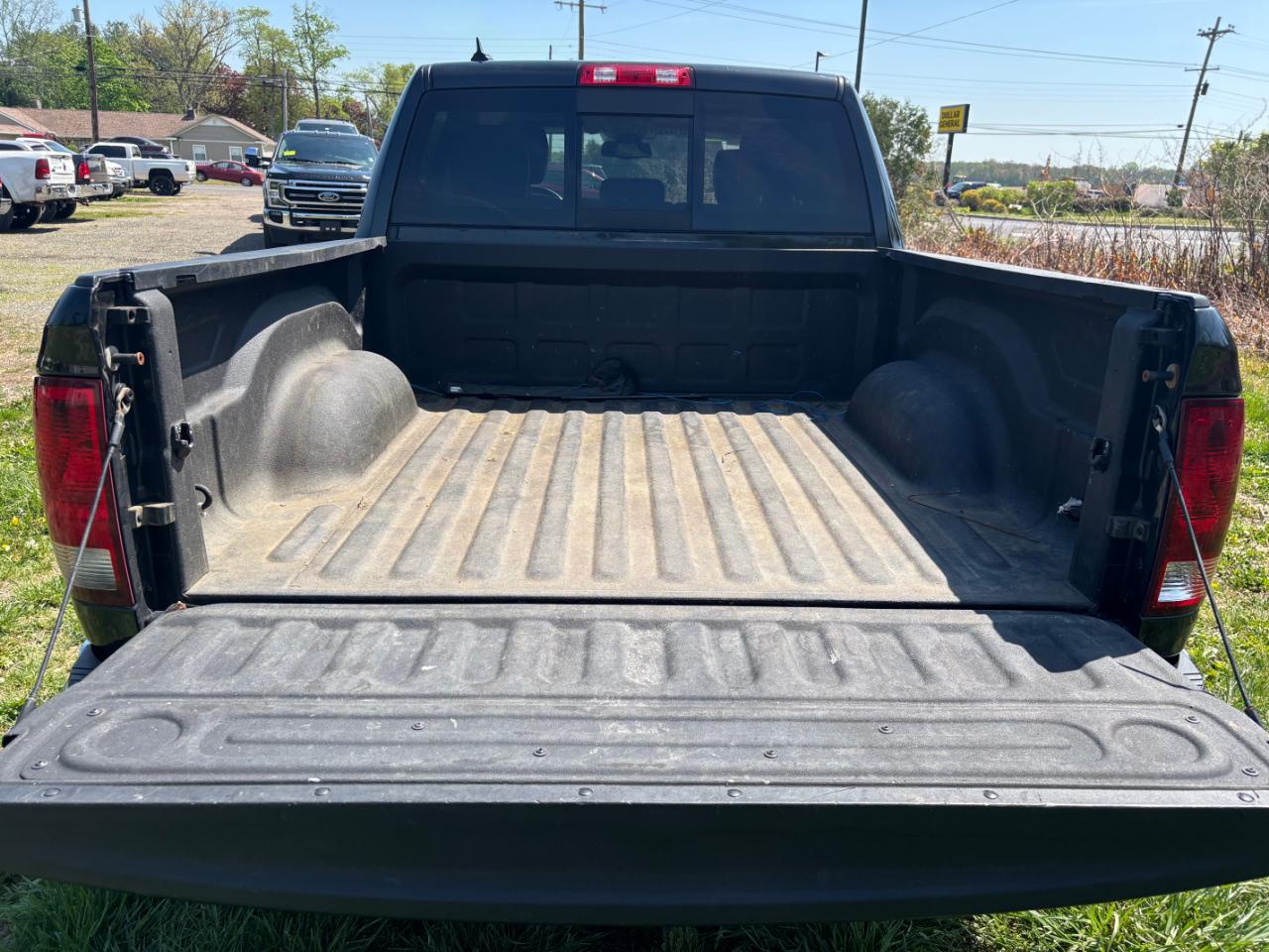 RAM 1500 Big Horn Crew Cab 4WD 2016