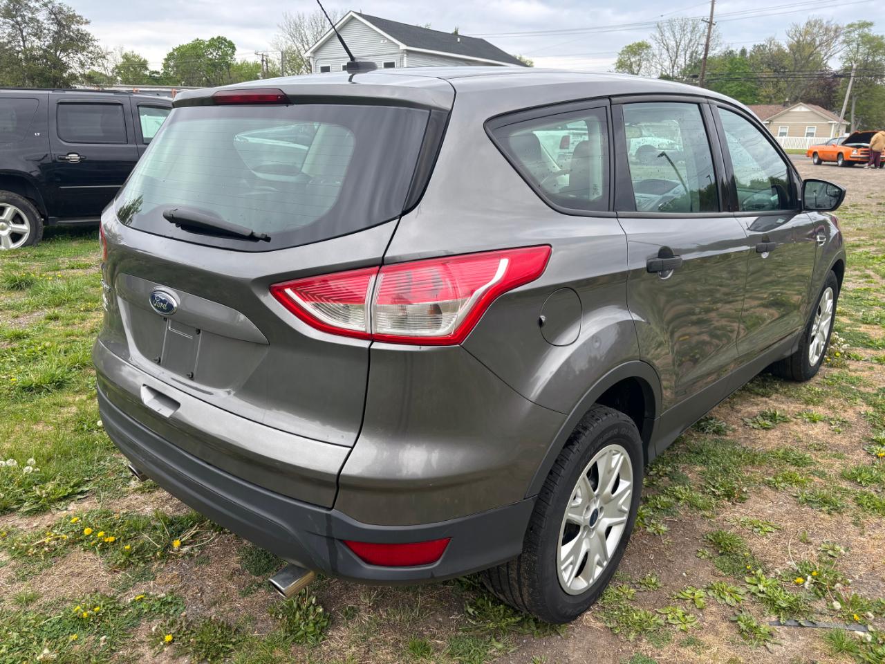 Ford Escape FWD 4dr S 2013