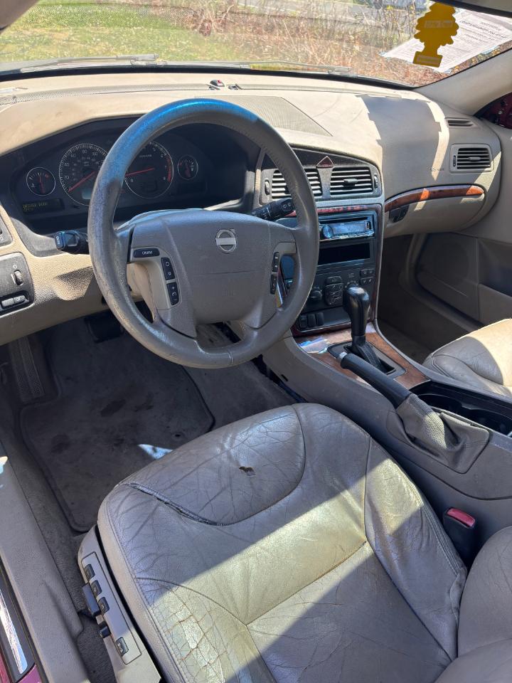 Volvo V70 2.4L Auto 2005