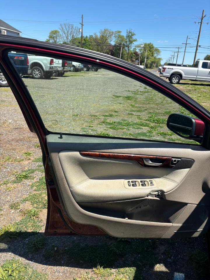 Volvo V70 2.4L Auto 2005