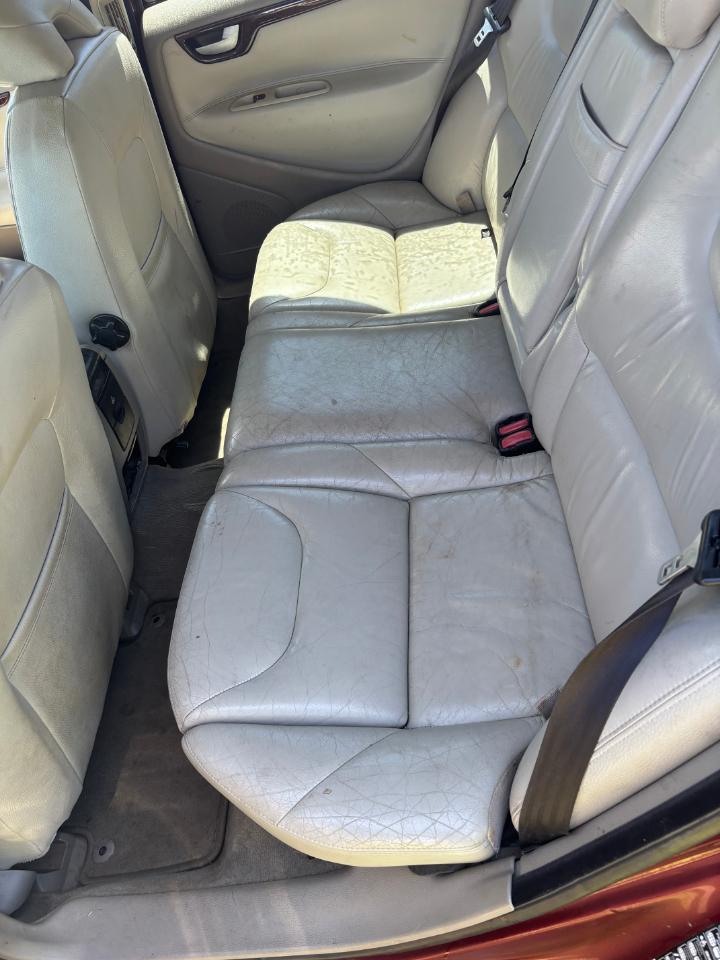 Volvo V70 2.4L Auto 2005