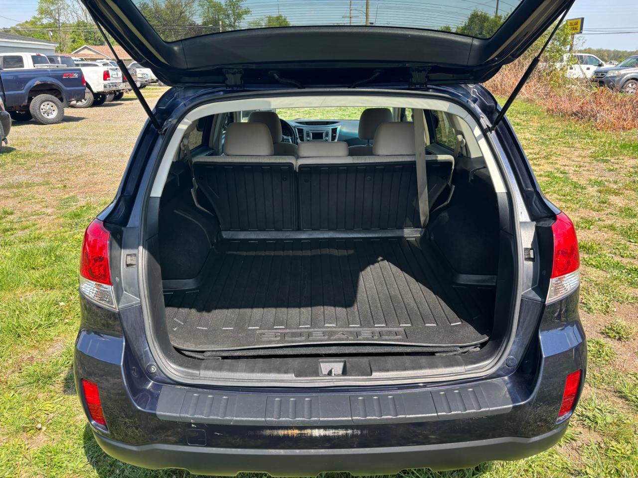 Subaru Outback 2.5i Premium 2014