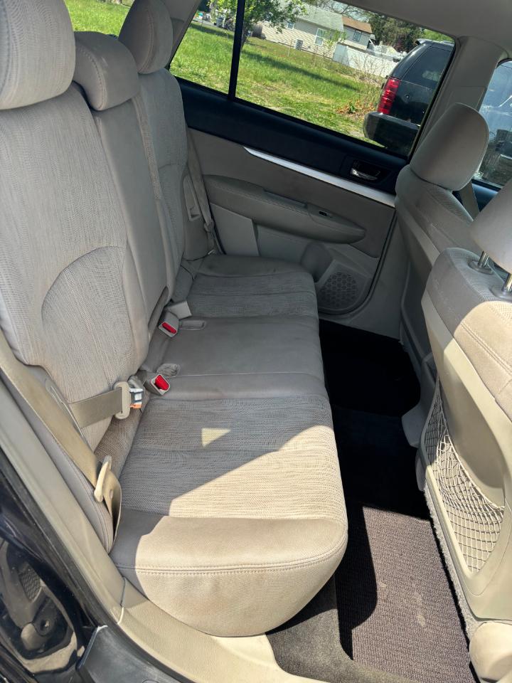 Subaru Outback 2.5i Premium 2014