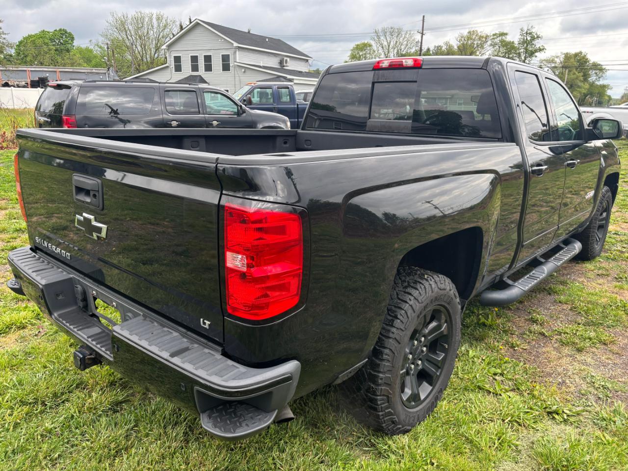 Chevrolet Silverado 1500 4WD Double Cab 143.5" LT w/2LT 2017