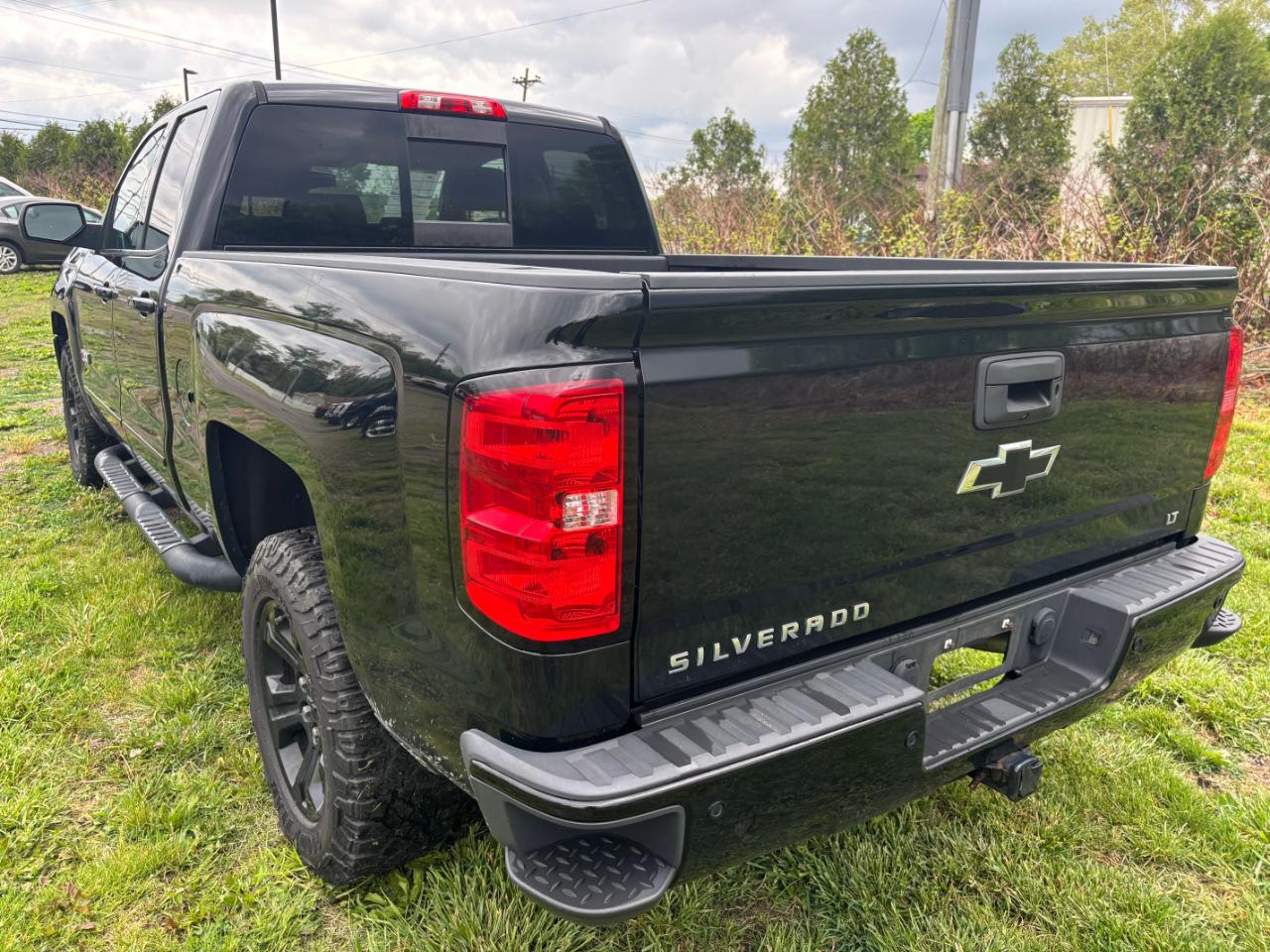 Chevrolet Silverado 1500 4WD Double Cab 143.5" LT w/2LT 2017