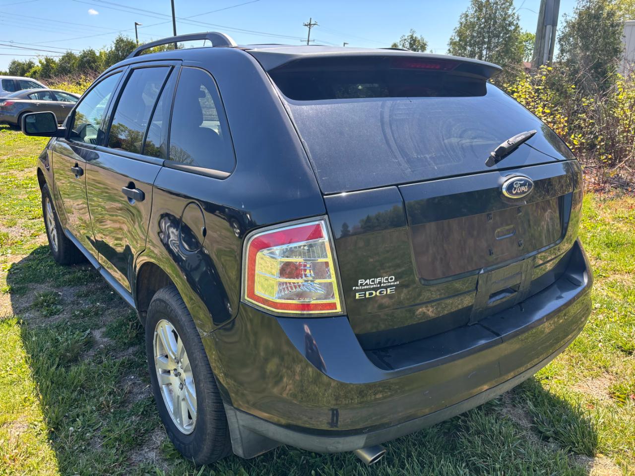 Ford Edge 4dr SE FWD 2010