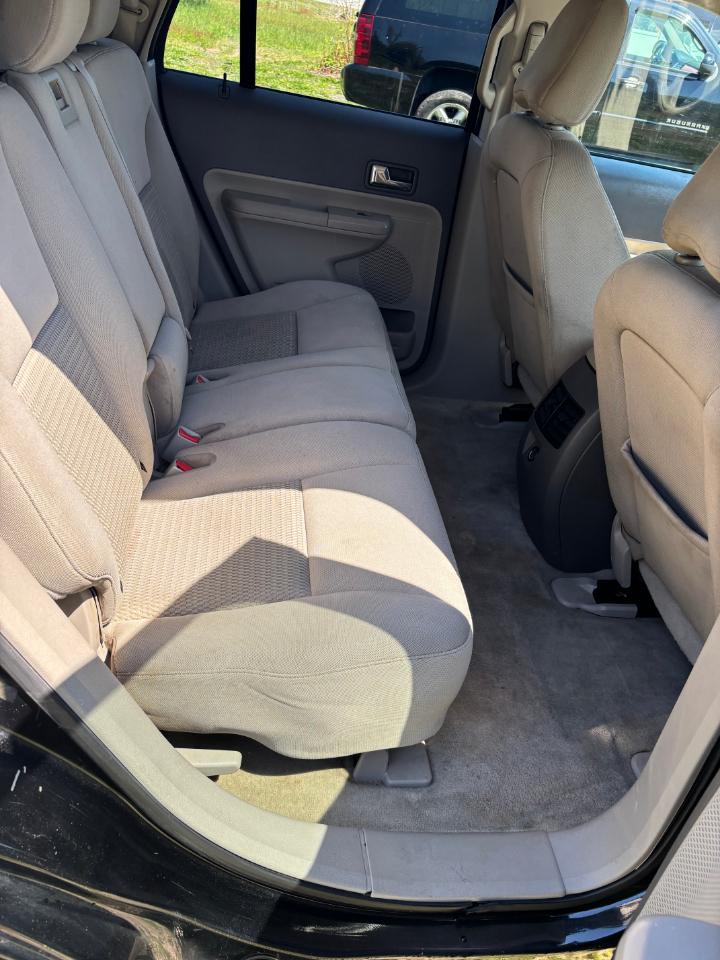Ford Edge 4dr SE FWD 2010