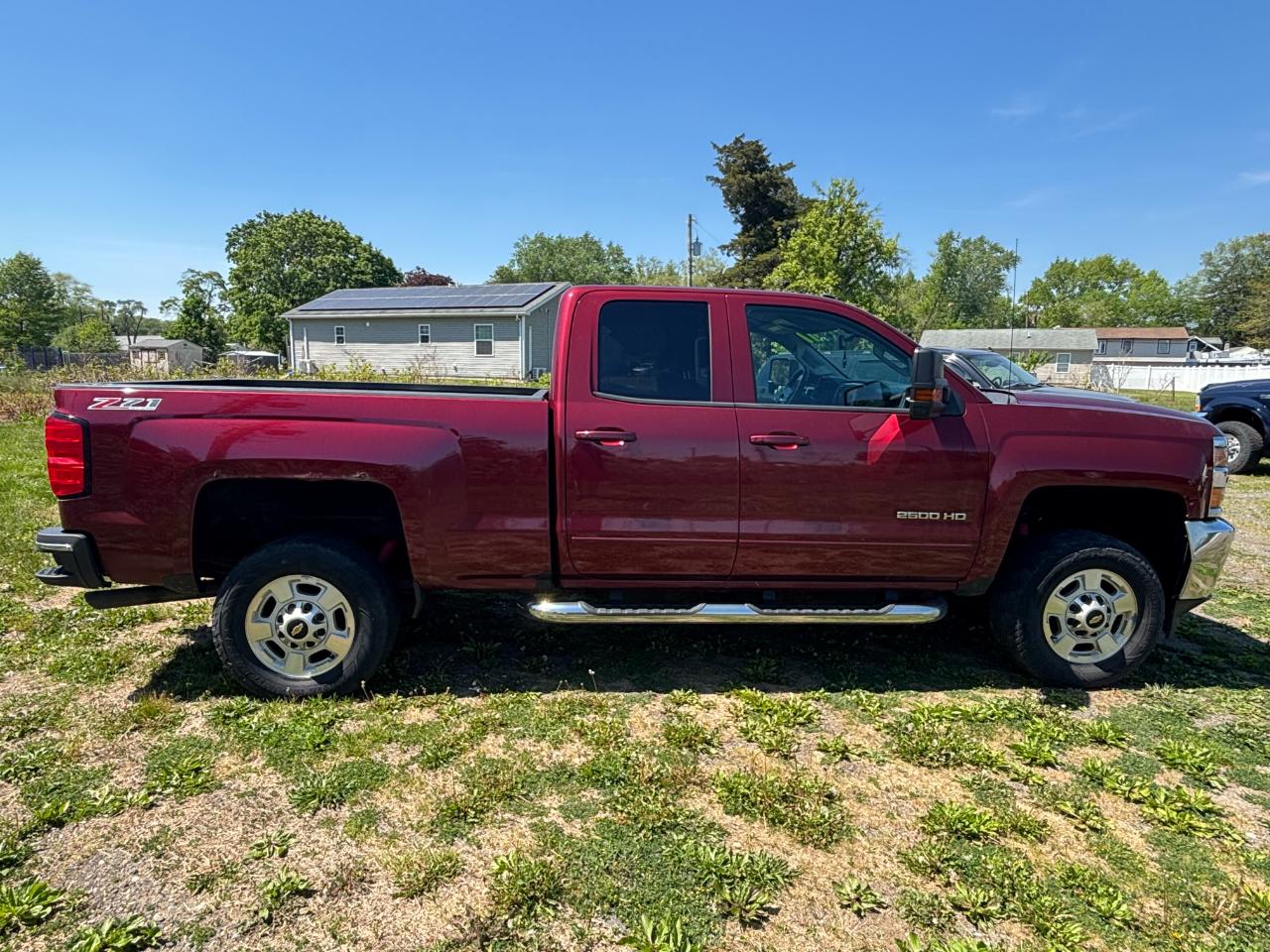 Chevrolet Silverado 2500HD LT Crew Cab 4WD 2017