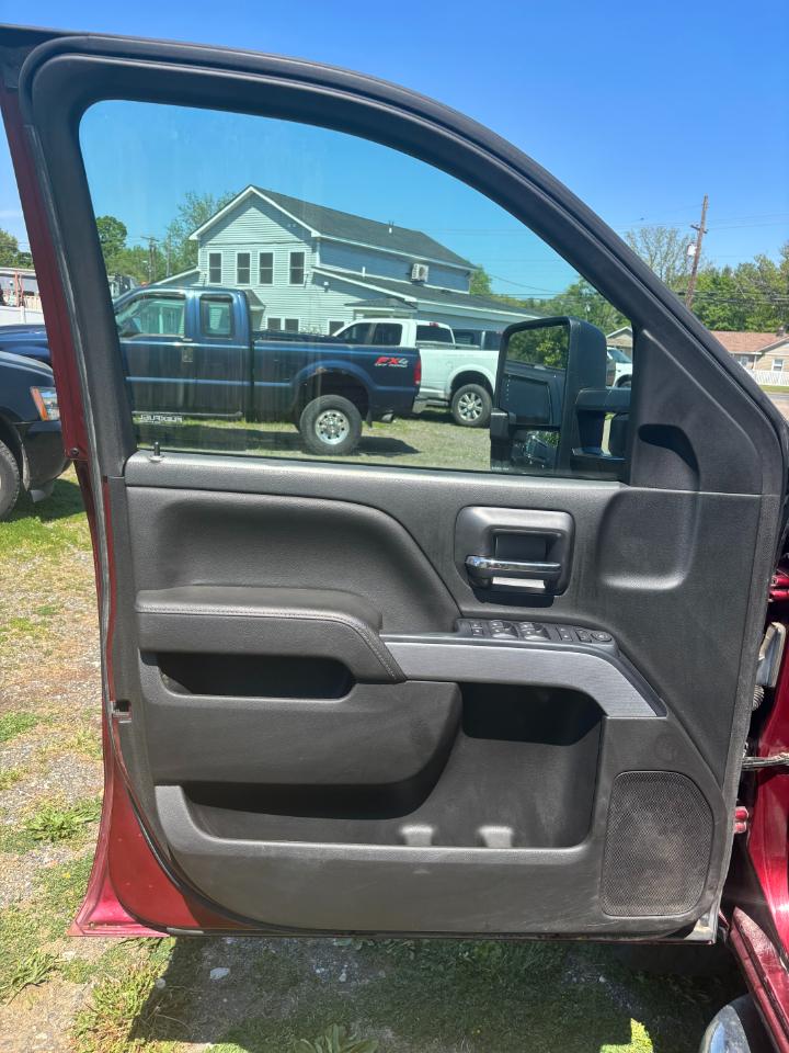 Chevrolet Silverado 2500HD LT Crew Cab 4WD 2017