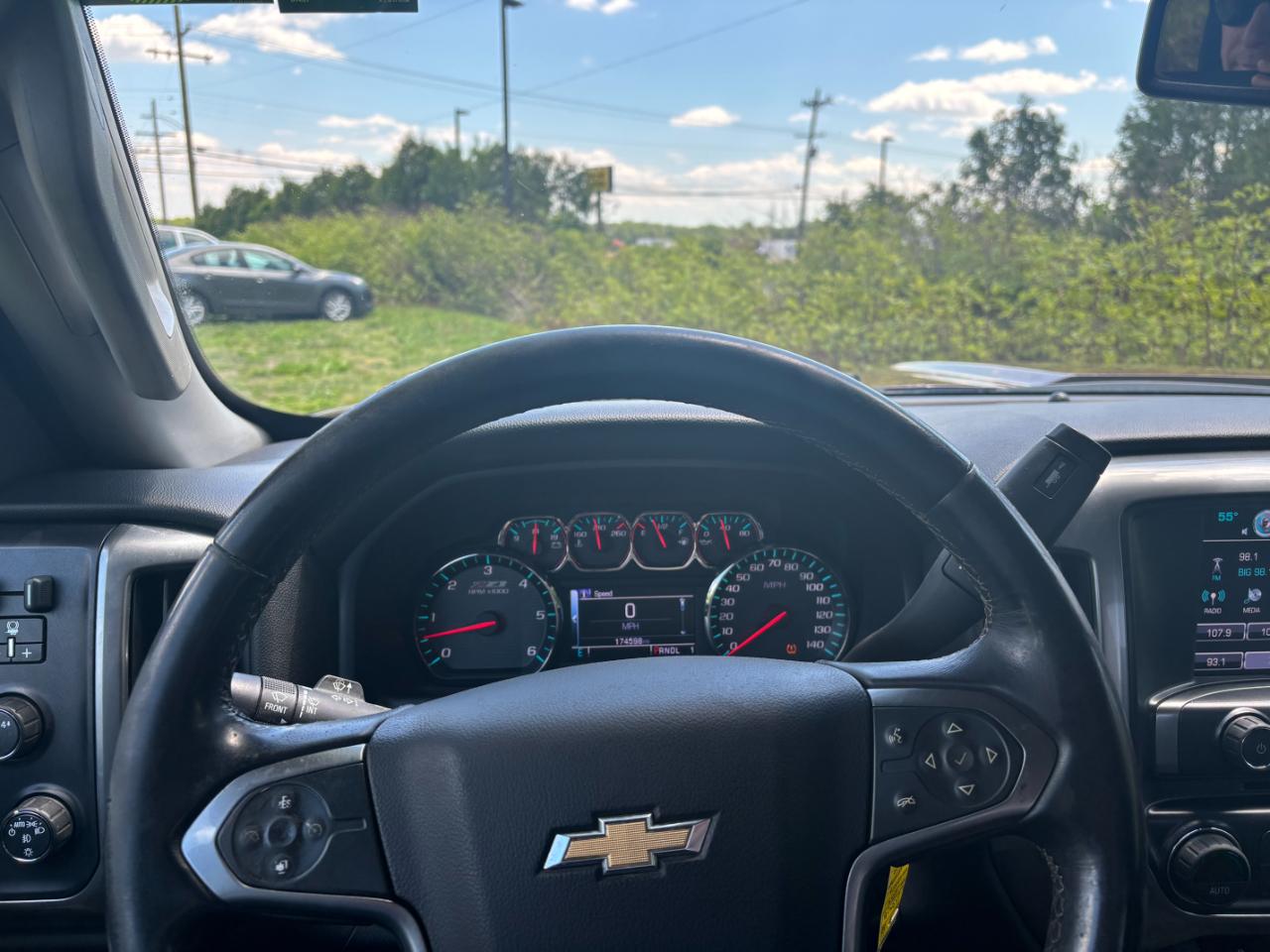 Chevrolet Silverado 2500HD LT Crew Cab 4WD 2017