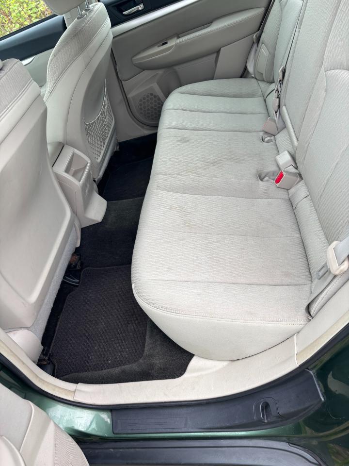 Subaru Outback 2.5i 2012