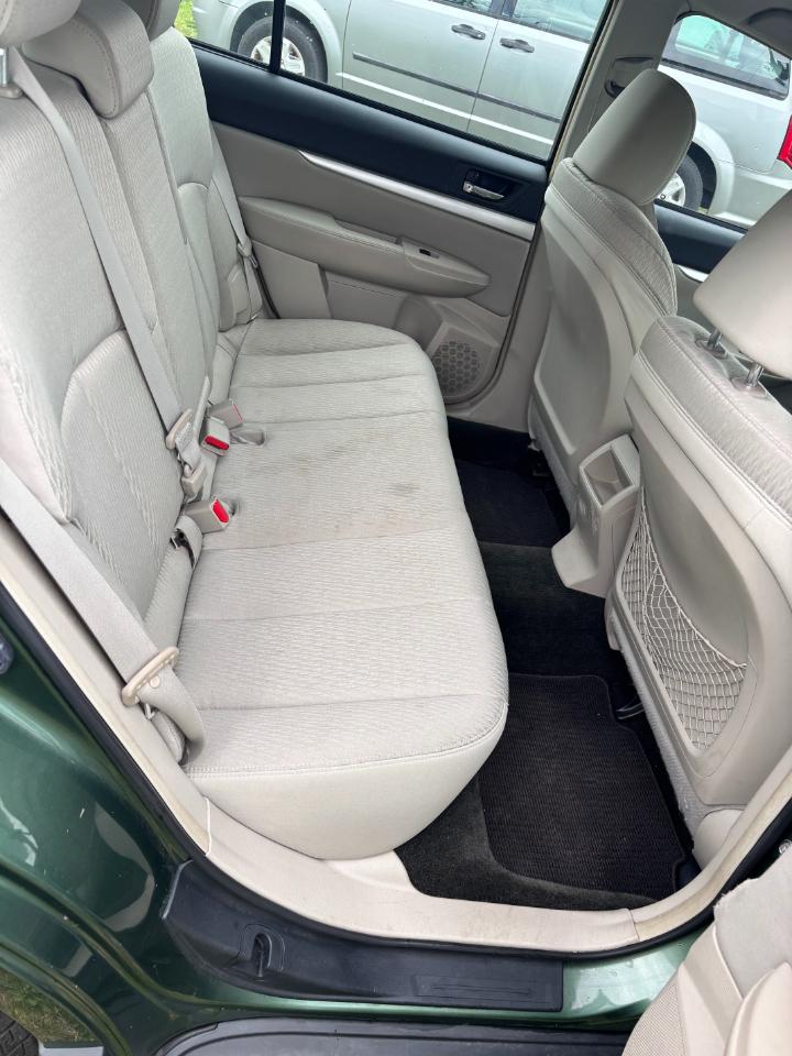 Subaru Outback 2.5i 2012