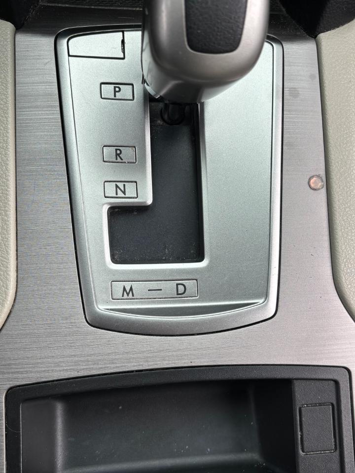 Subaru Outback 2.5i 2012