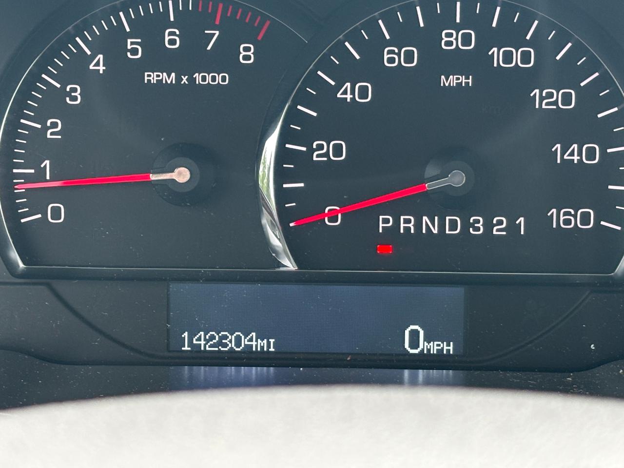 Cadillac DTS Premium w/ Navi 2010