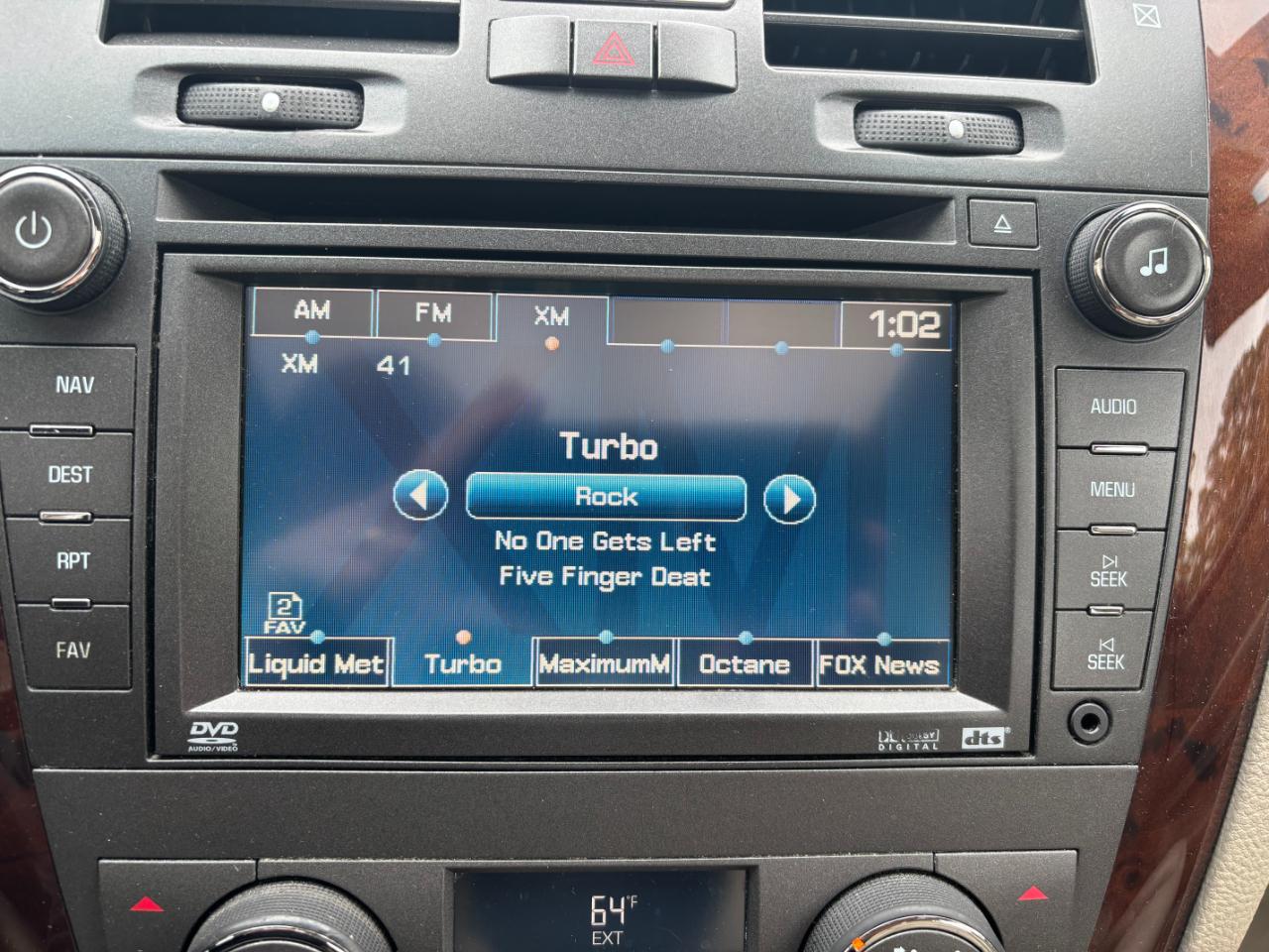 Cadillac DTS Premium w/ Navi 2010