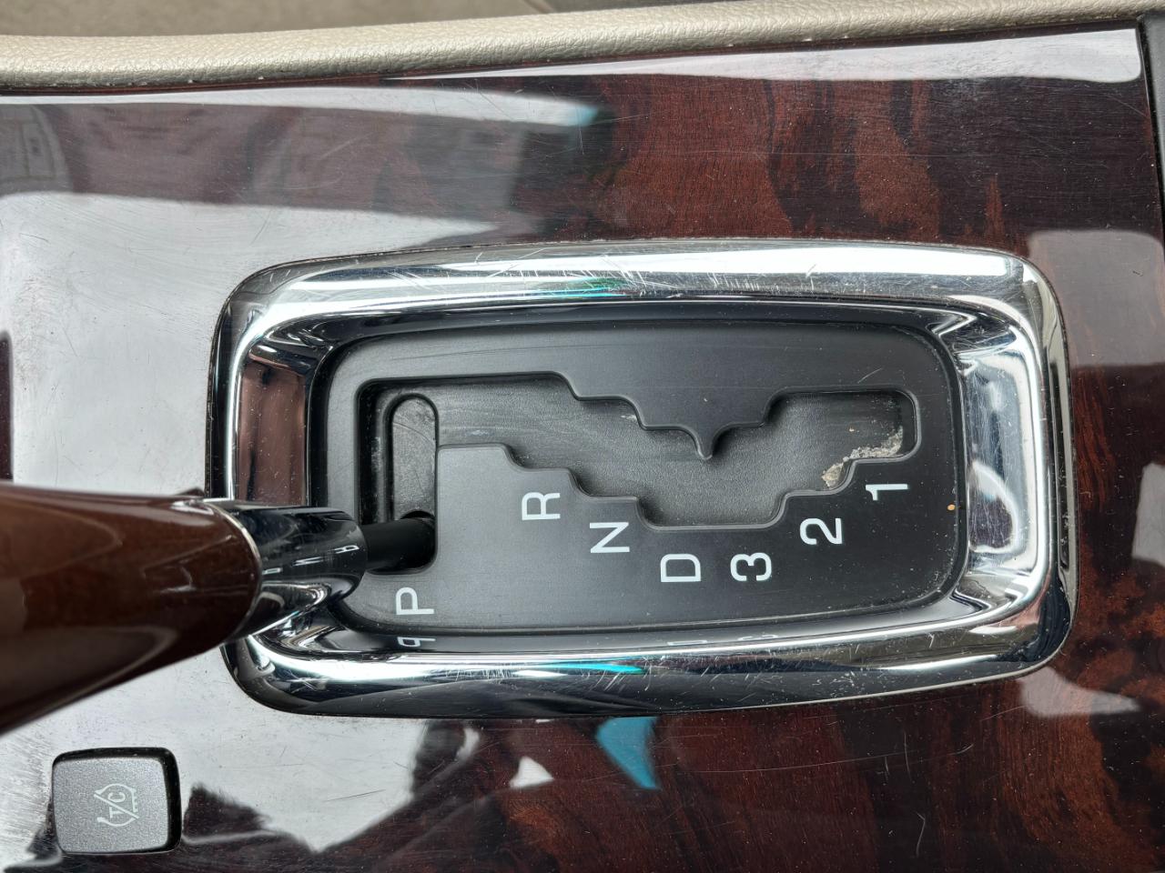 Cadillac DTS Premium w/ Navi 2010