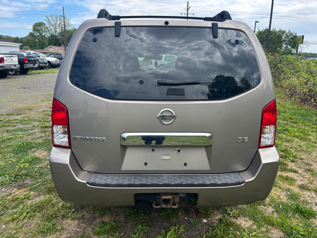 Nissan Pathfinder SE 2007