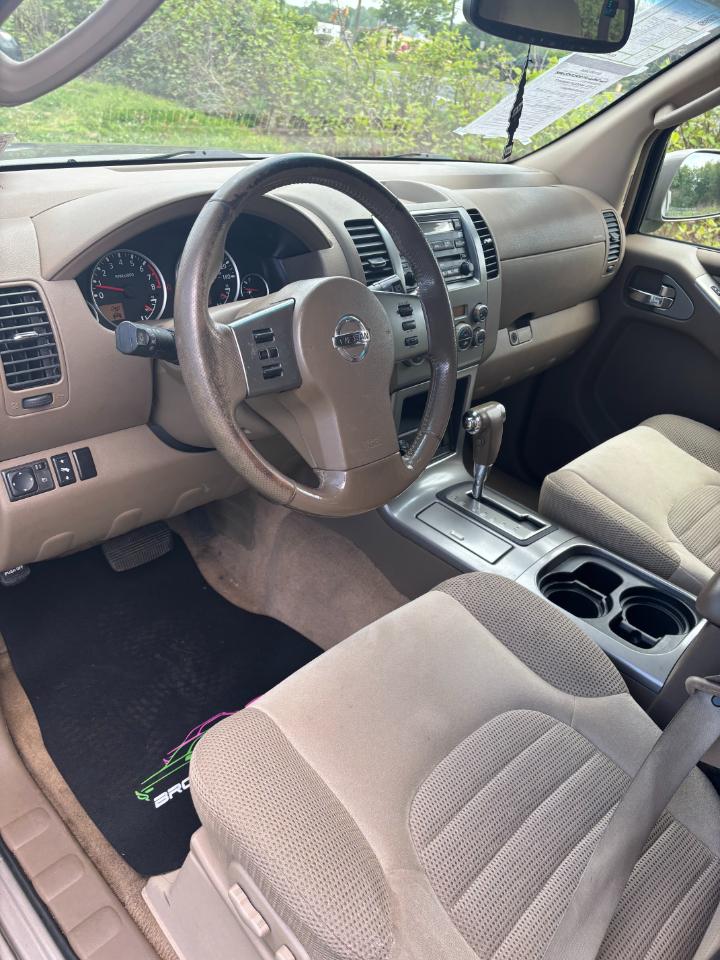 Nissan Pathfinder SE 2007