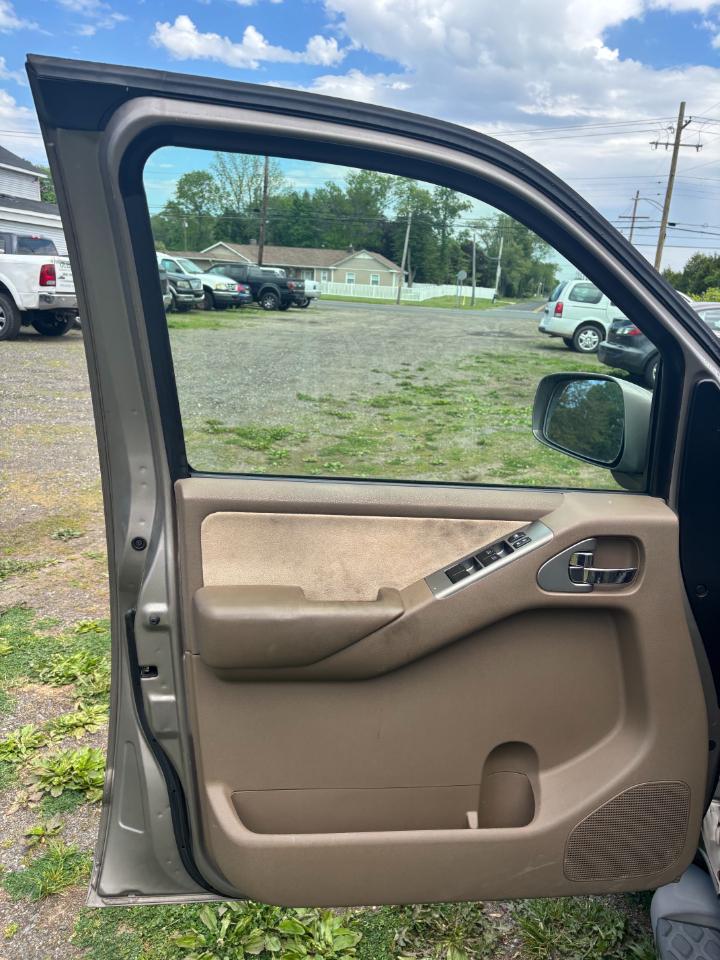 Nissan Pathfinder SE 2007